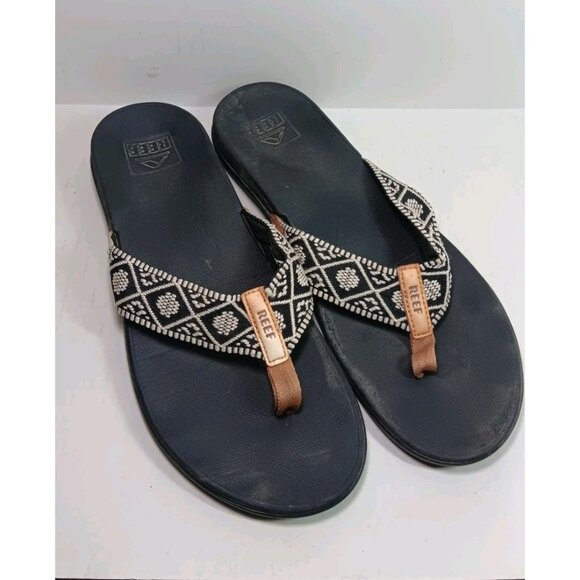 Reef Shoes - REEF ORTHO WOVEN Women's Sandals - Black/White - RF0A3VDNBLW - Size 10